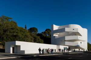 Alvaro Siza: Poetic Modernism Rooted in Context