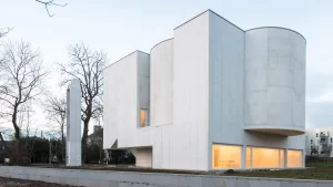 Alvaro Siza: Poetic Modernism Rooted in Context