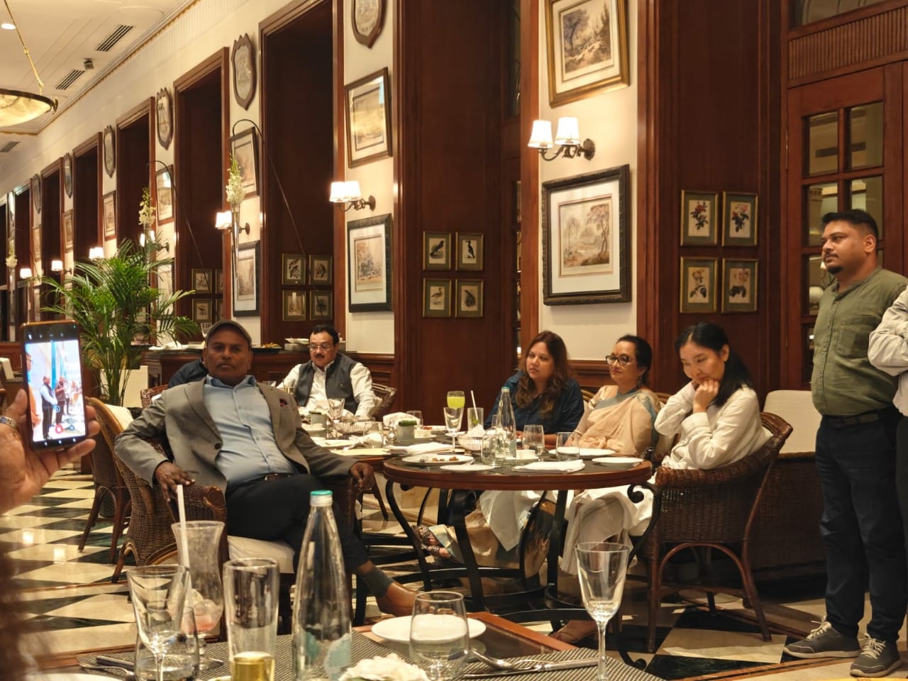 “Past Forward”: Where Time Pauses and Art Remains